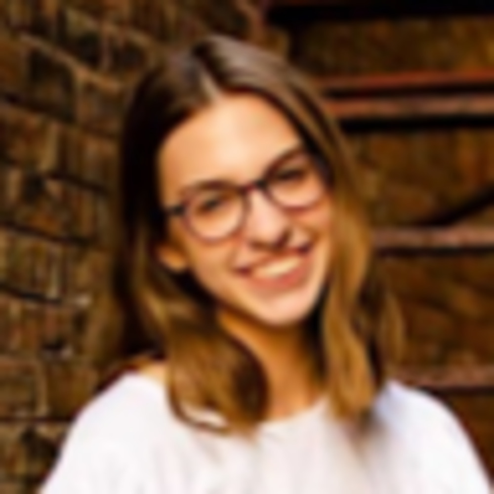 Meet your Posher, Maddie